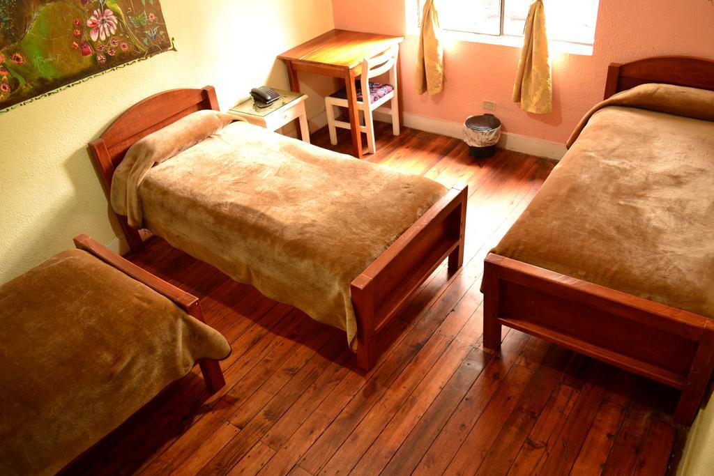 Hostal Loro Verde Quito Eksteriør bilde
