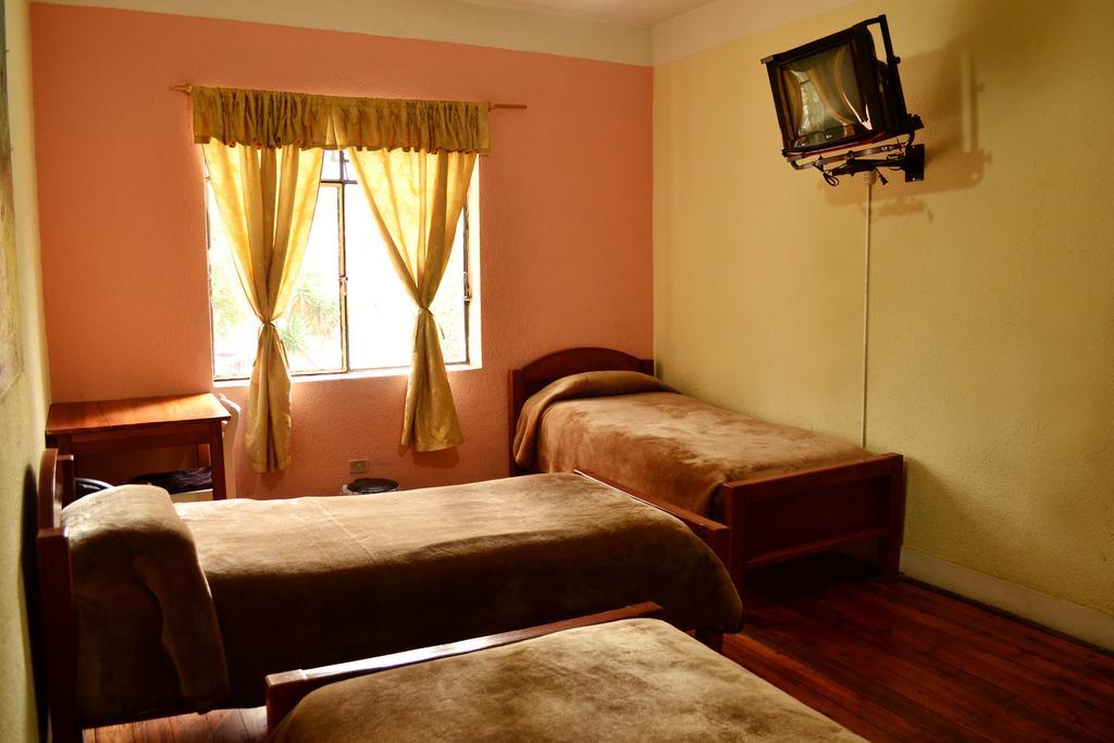 Hostal Loro Verde Quito Eksteriør bilde